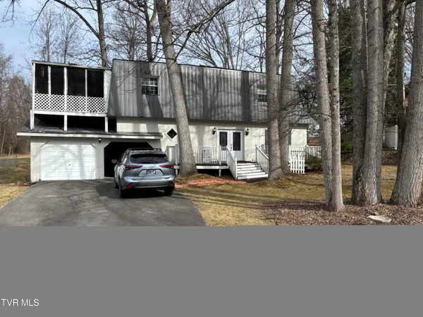 $189,900 | 13431 Stone Drive, Bristol, VA 24202
