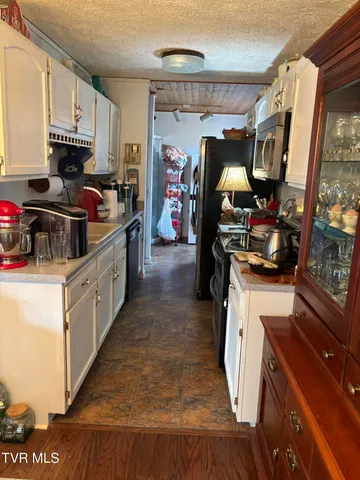 $199,900 | 13431 Stone Drive, Bristol, VA 24202