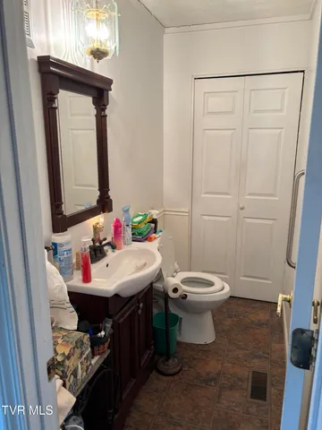 $199,900 | 13431 Stone Drive, Bristol, VA 24202