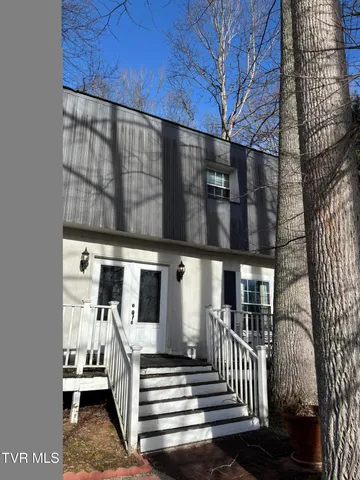 $199,900 | 13431 Stone Drive, Bristol, VA 24202