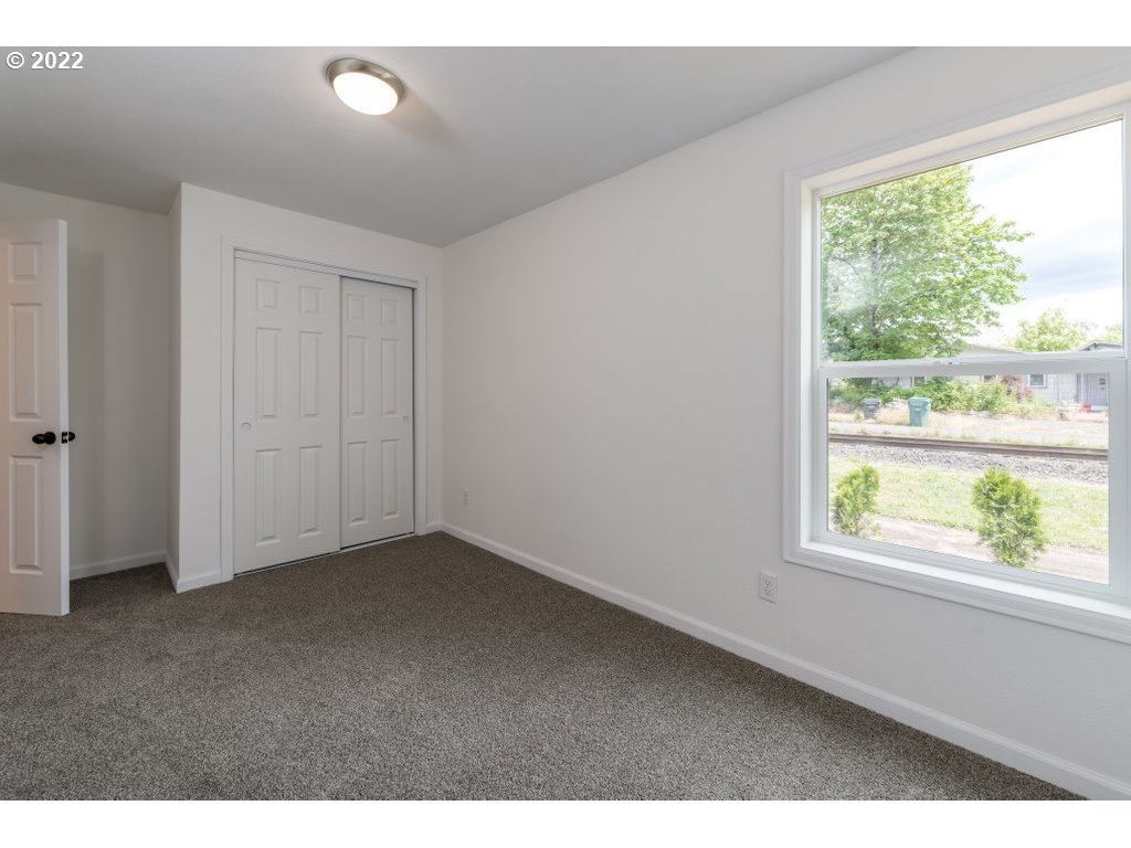 238 Grand Street Independence, OR 97351 - Photo 19 of 23 Gallery Image 19