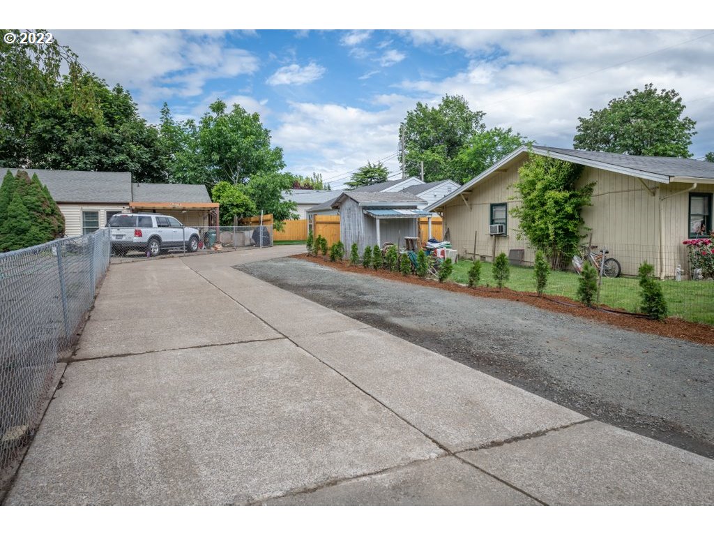 238 Grand Street Independence, OR 97351 - Photo 23 of 23 Gallery Image 23