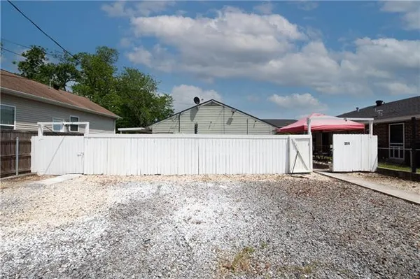 $258,000 | 306-08 Jackson Street, Kenner, LA 70062