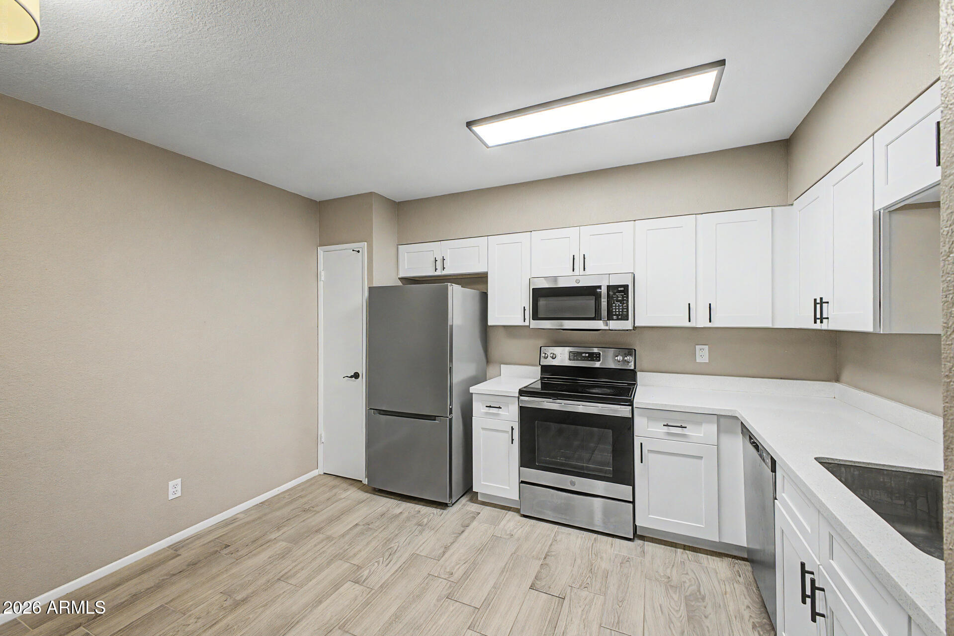 830 South Dobson Road, Unit 21 Mesa, AZ 85202 - Photo 9 of 21 09 - Dobson