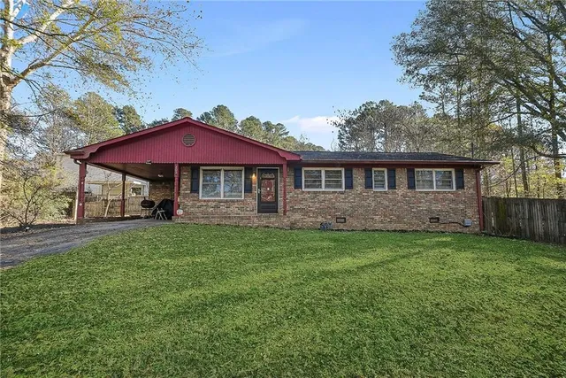 $245,000 | 205 Briarwood Drive, Dallas, GA 30132