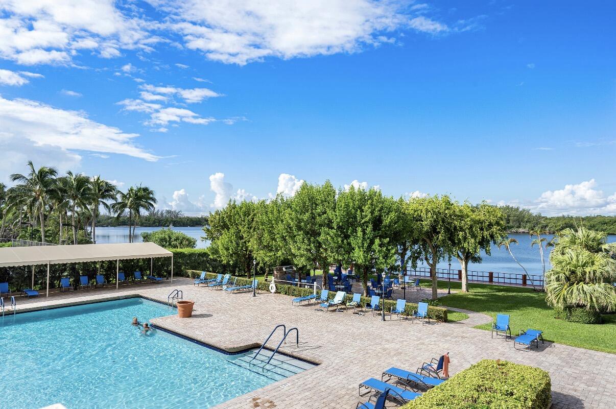 2121 North Ocean Boulevard, Unit 201W Boca Raton, FL 33431 - Photo 11 of 22 IMG_6884