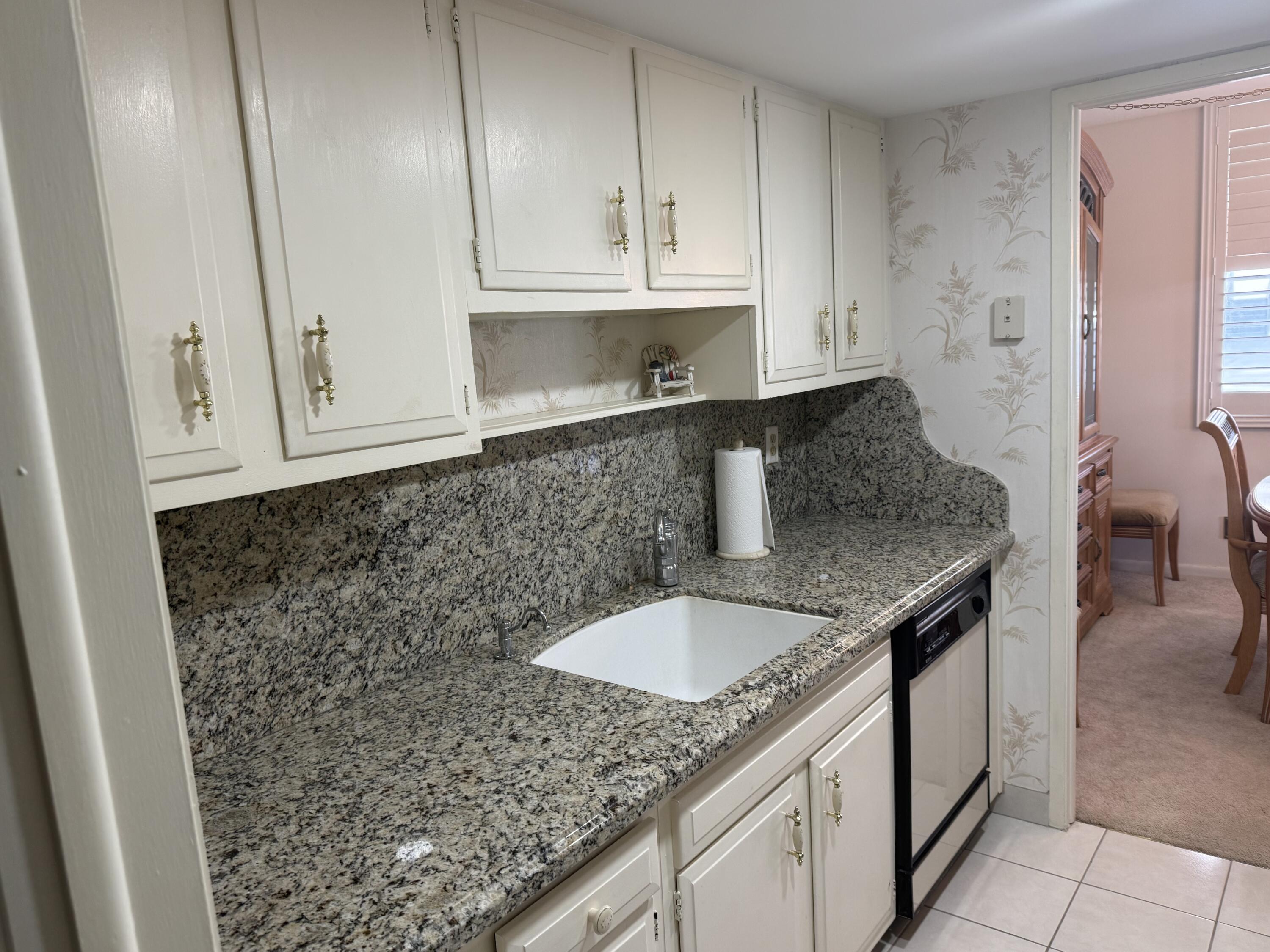 2121 North Ocean Boulevard, Unit 201W Boca Raton, FL 33431 - Photo 7 of 22 IMG_6860