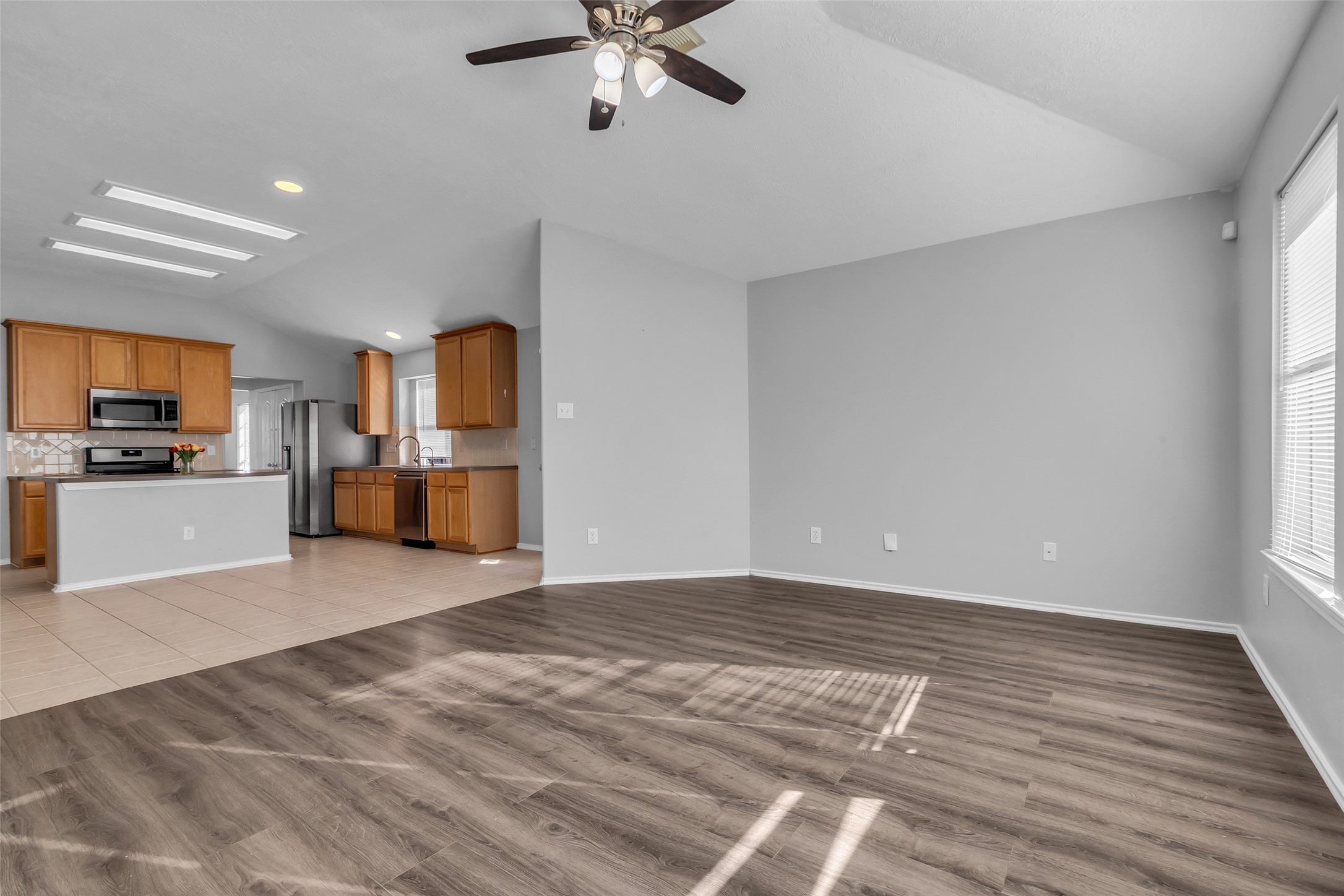 3326 Pebble Beach Lane Pearland, TX 77584 - Photo 15 of 32