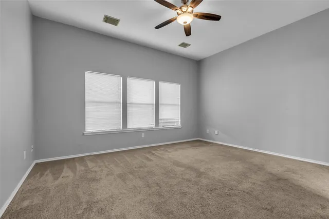 $2,300 | 3326 Pebble Beach Lane, Pearland, TX 77584