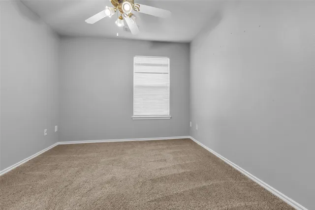 $2,300 | 3326 Pebble Beach Lane, Pearland, TX 77584