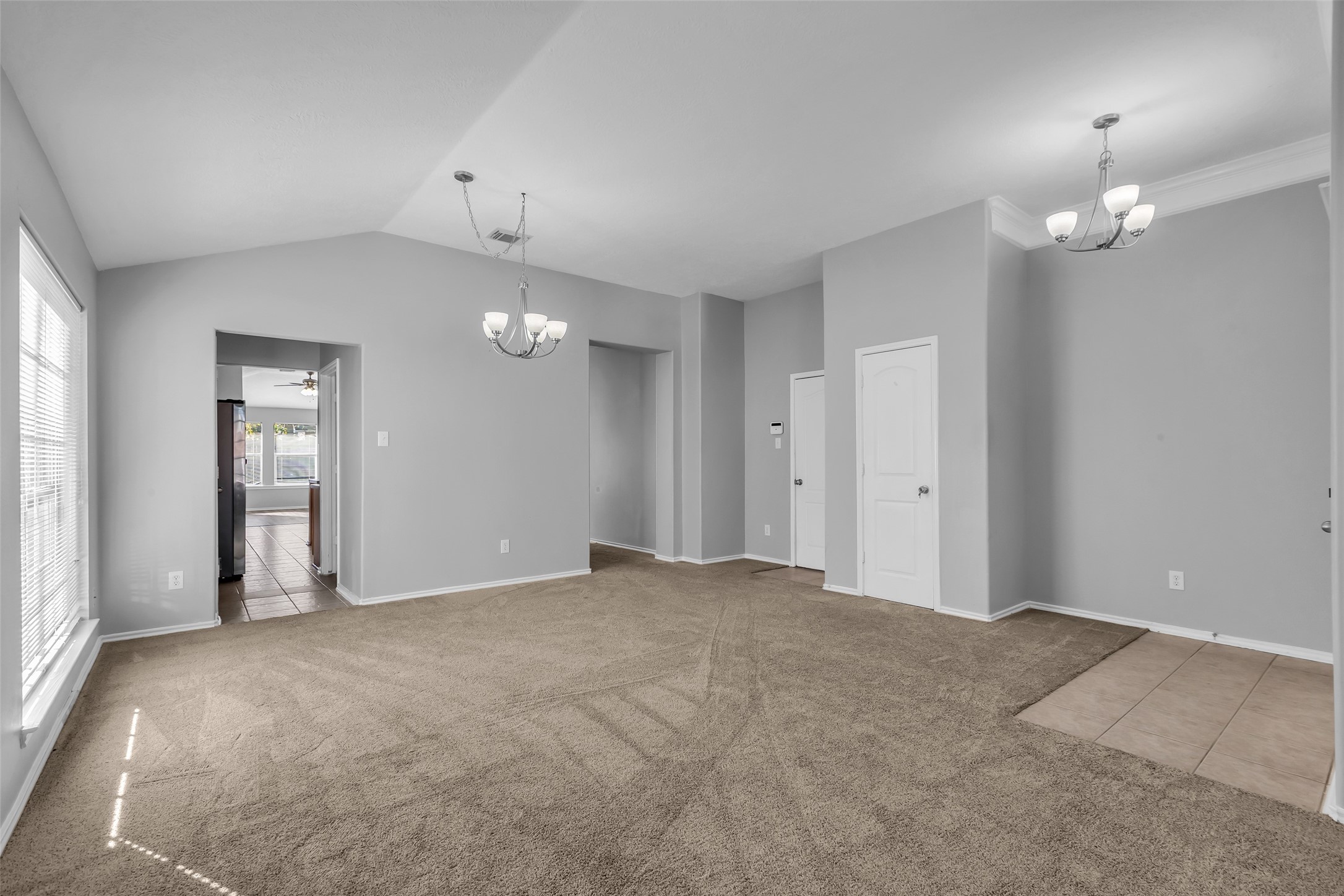 3326 Pebble Beach Lane Pearland, TX 77584 - Photo 5 of 32