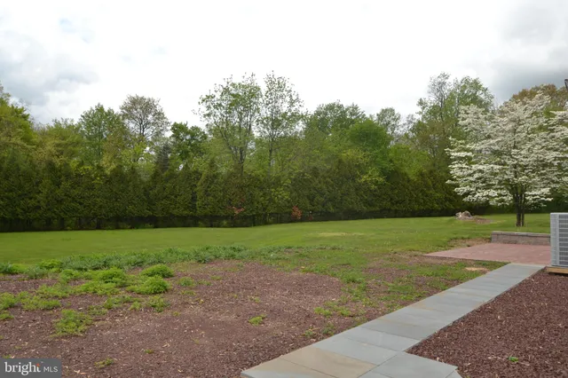 $4,500 | 1436 East Lamplighter Lane, North Wales, PA 19454