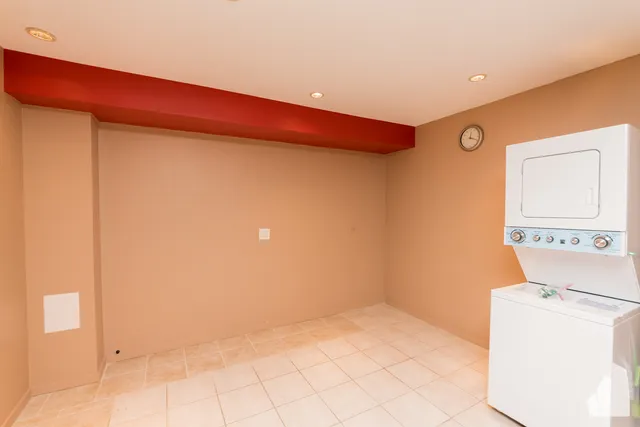 $2,000 | 40 East 9th Street, Unit 417, Chicago, IL 60605