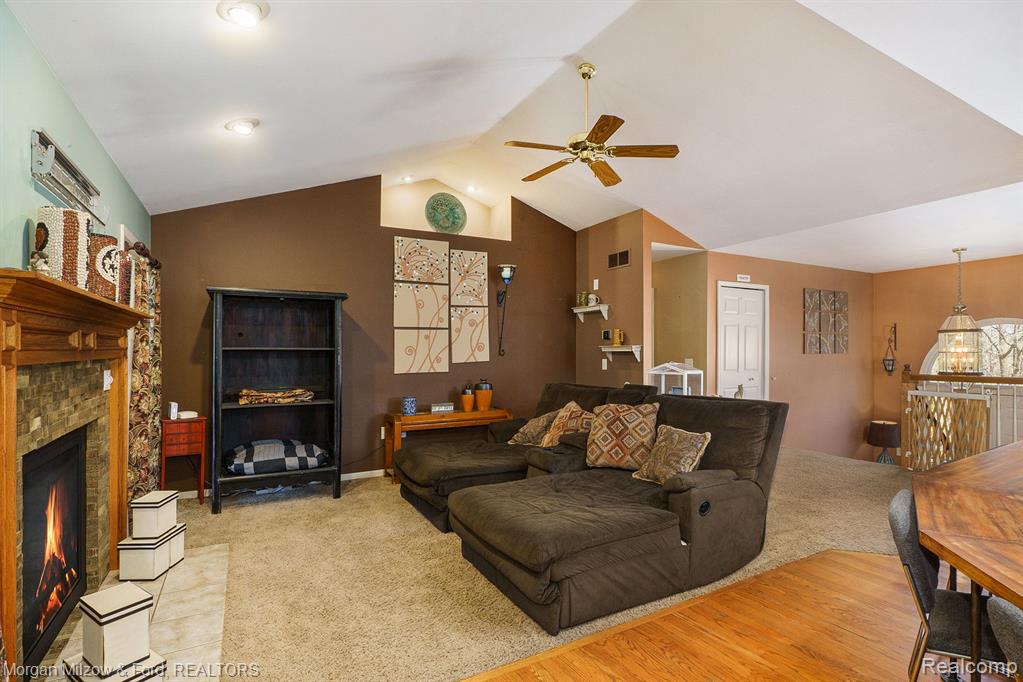 12190 County Line Road Ortonville, MI 48462 - Photo 6 of 48 Gallery Image 6
