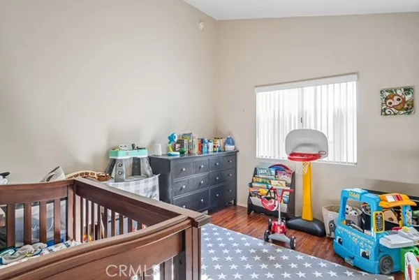 $375,000 | 7035 Woodley Avenue, Unit 203, Van Nuys, CA 91406