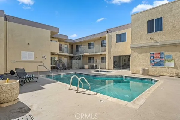 $375,000 | 7035 Woodley Avenue, Unit 203, Van Nuys, CA 91406