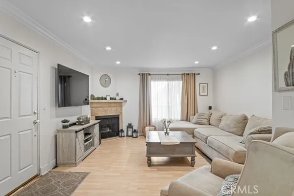 $375,000 | 7035 Woodley Avenue, Unit 203, Van Nuys, CA 91406