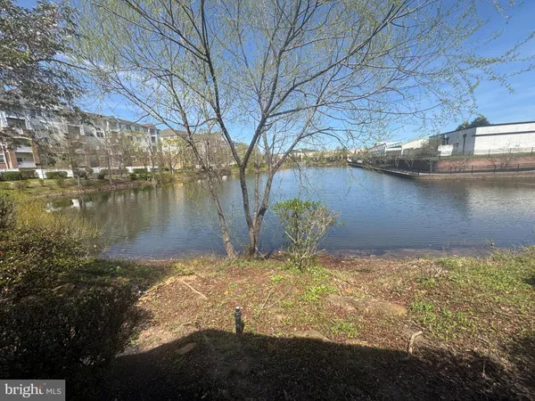 $2,475 | 2604 Chapel Lake Drive, Unit 305, Gambrills, MD 21054