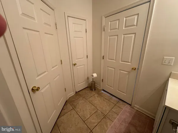$2,575 | 2604 Chapel Lake Drive, Unit 305, Gambrills, MD 21054