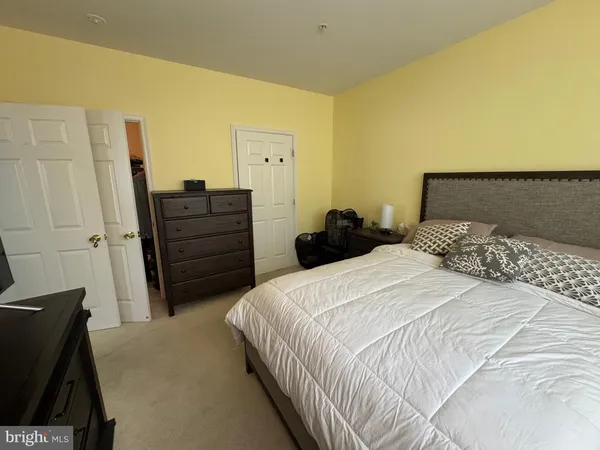 $2,575 | 2604 Chapel Lake Drive, Unit 305, Gambrills, MD 21054