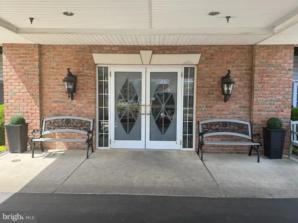 $2,475 | 2604 Chapel Lake Drive, Unit 305, Gambrills, MD 21054