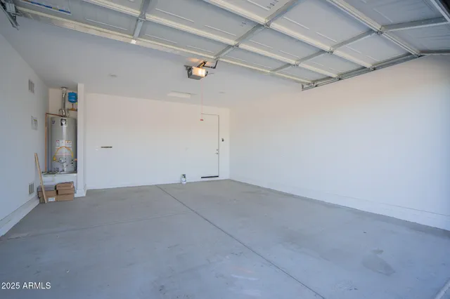 $2,195 | 17317 West Running Deer Trail, Surprise, AZ 85387