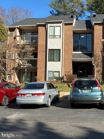 $259,000 | 9 Mullingar Court, Unit 201, Lutherville-Timonium, MD 21093