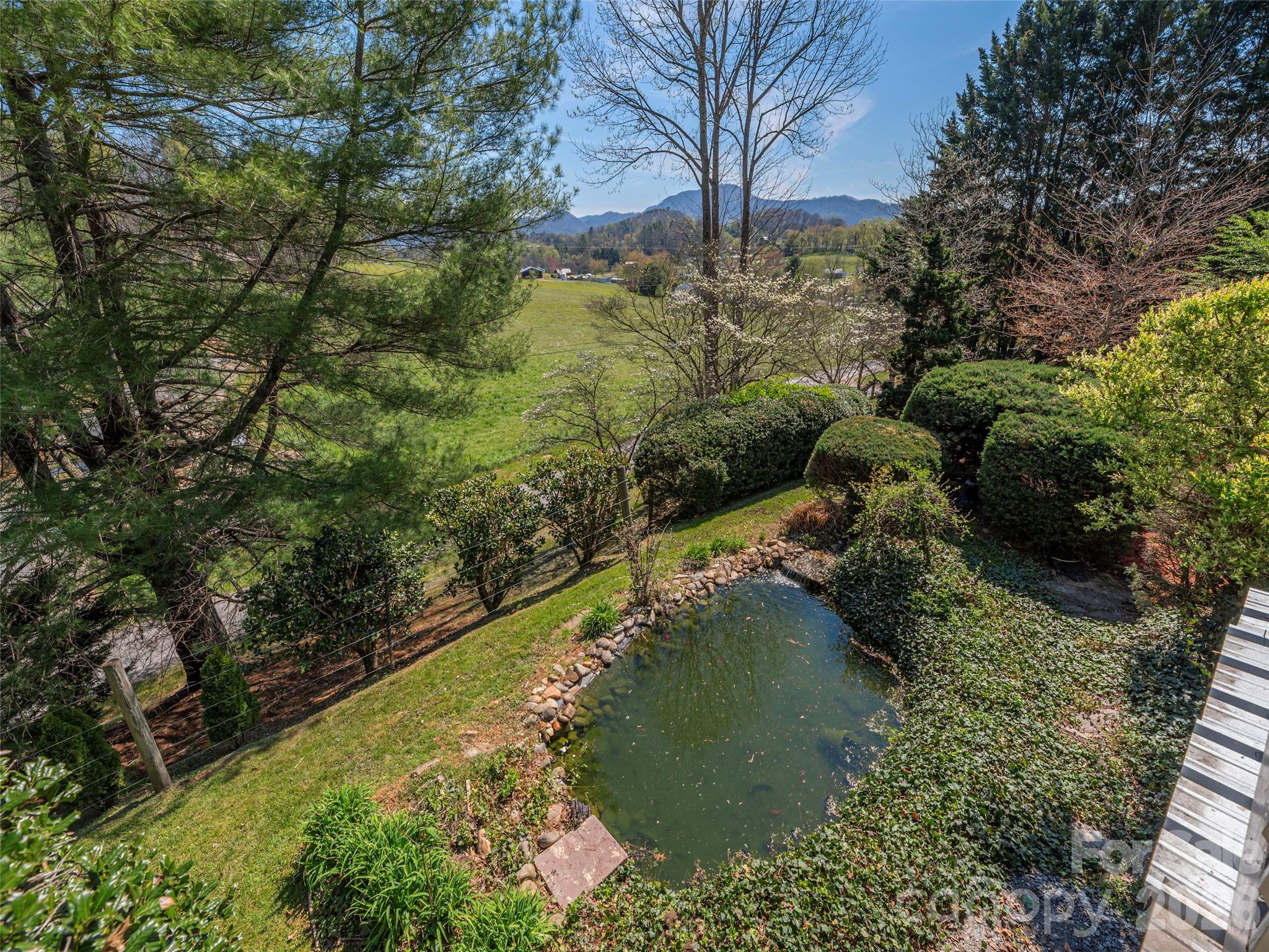 55 Round Top Road Waynesville, NC 28785 - Photo 12 of 36