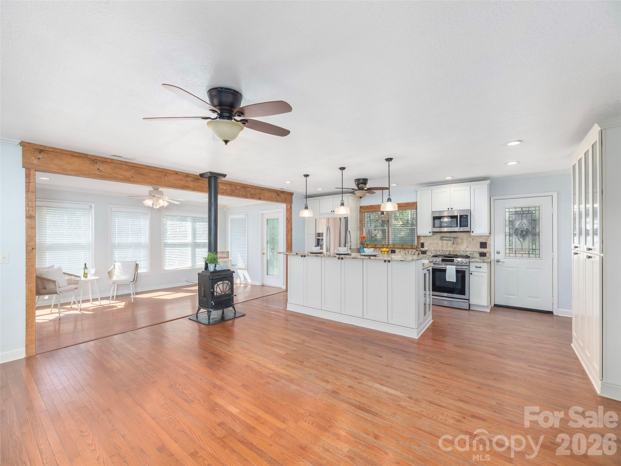 55 Round Top Road Waynesville, NC 28785 - Photo 4 of 36