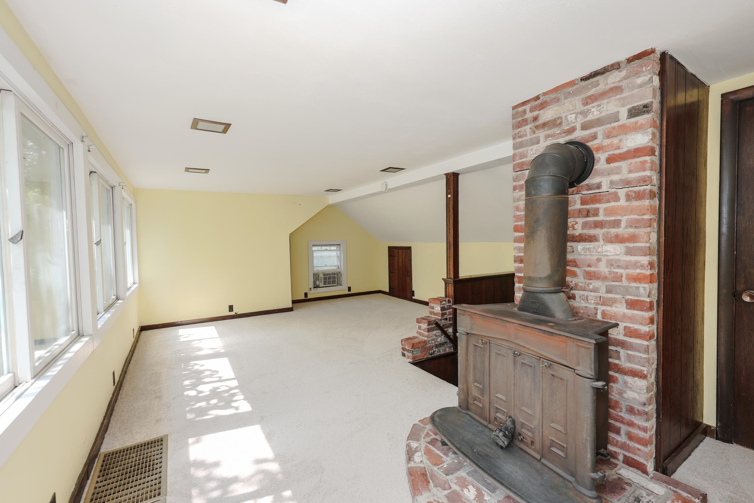 30 Baker Street Hudson, NH 03051 - Photo 27 of 43