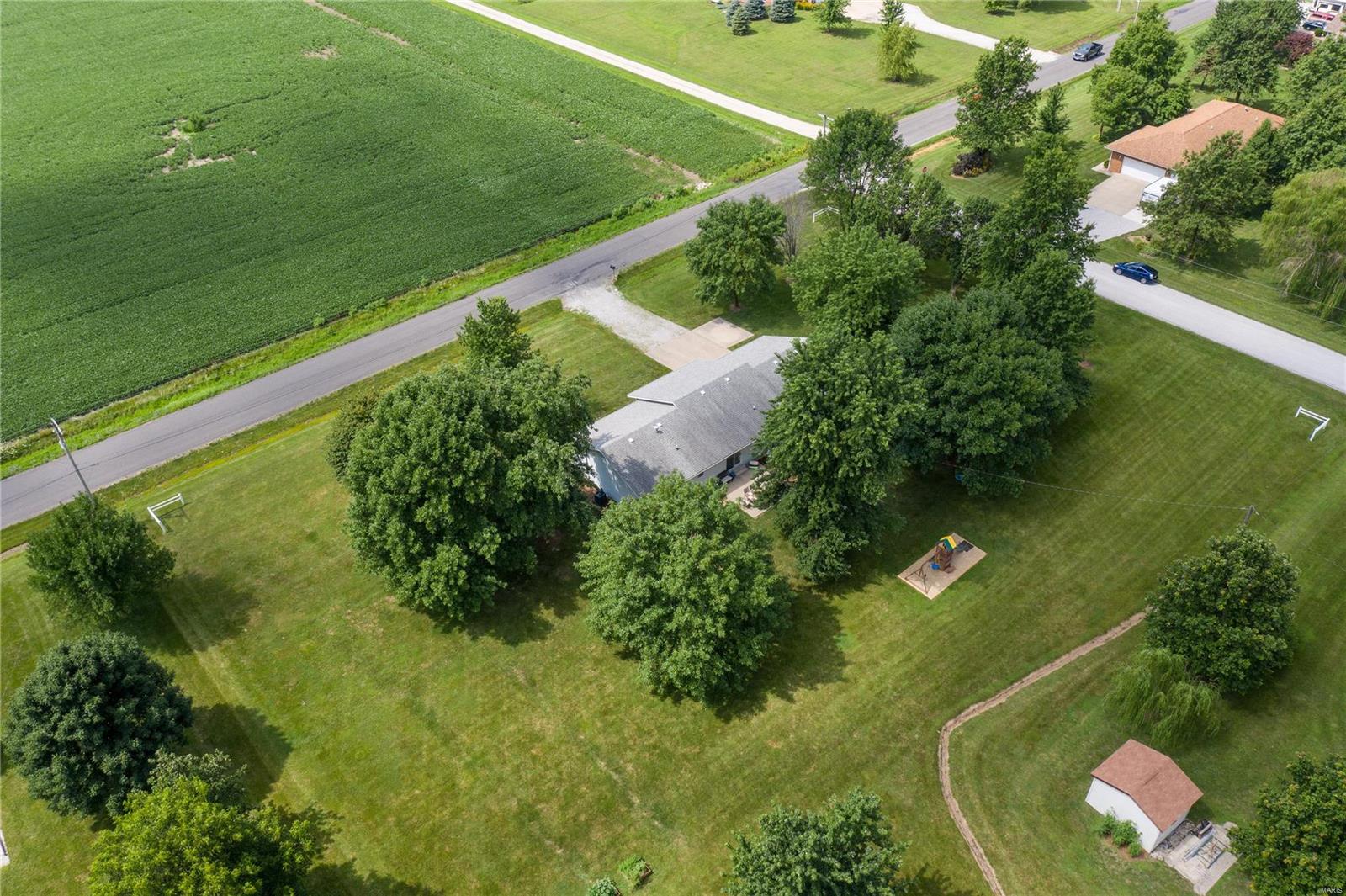 12911 Daiber Road Highland, IL 62249 - Photo 33 of 41 Gallery Image 33