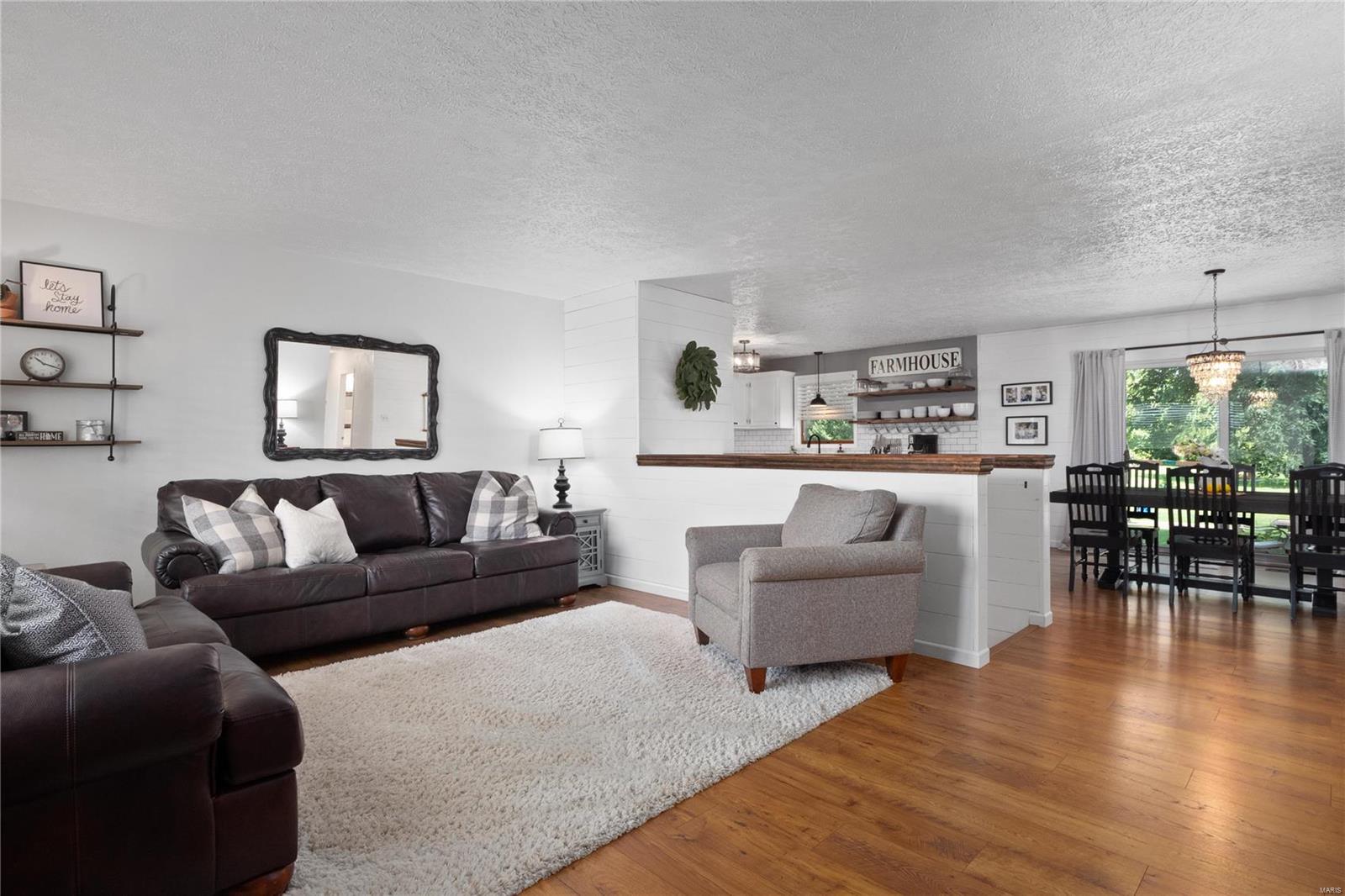12911 Daiber Road Highland, IL 62249 - Photo 5 of 41 Gallery Image 5