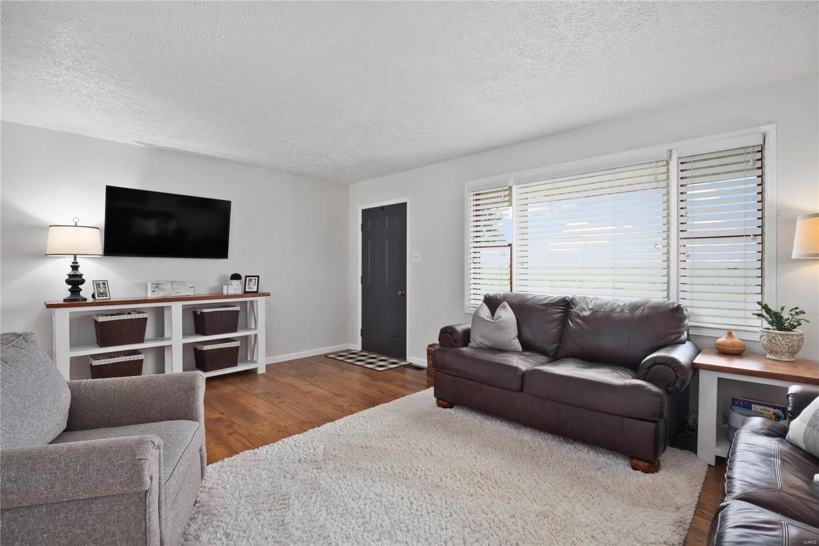 12911 Daiber Road Highland, IL 62249 - Photo 7 of 41 Gallery Image 7