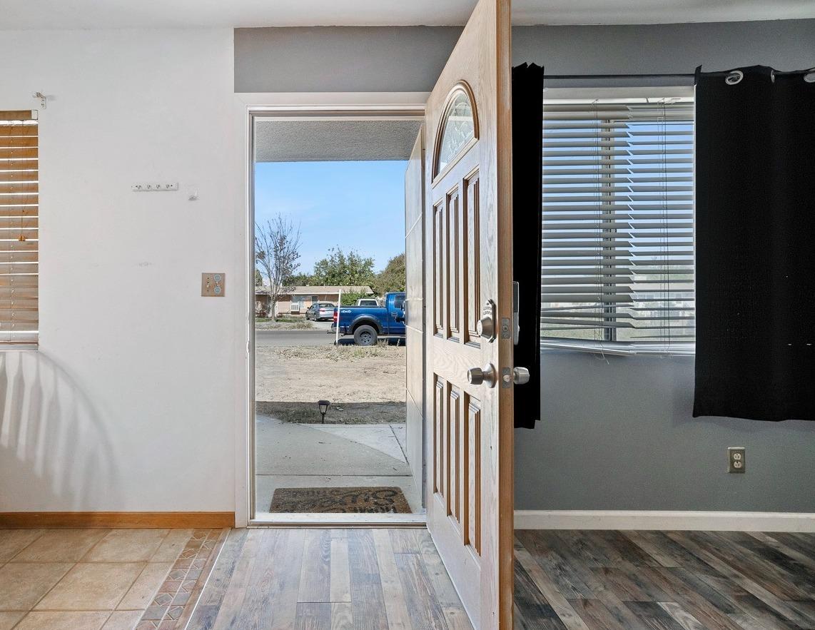 27332 Perkins Road Madera, CA 93637 - Photo 3 of 20 Gallery Image 3