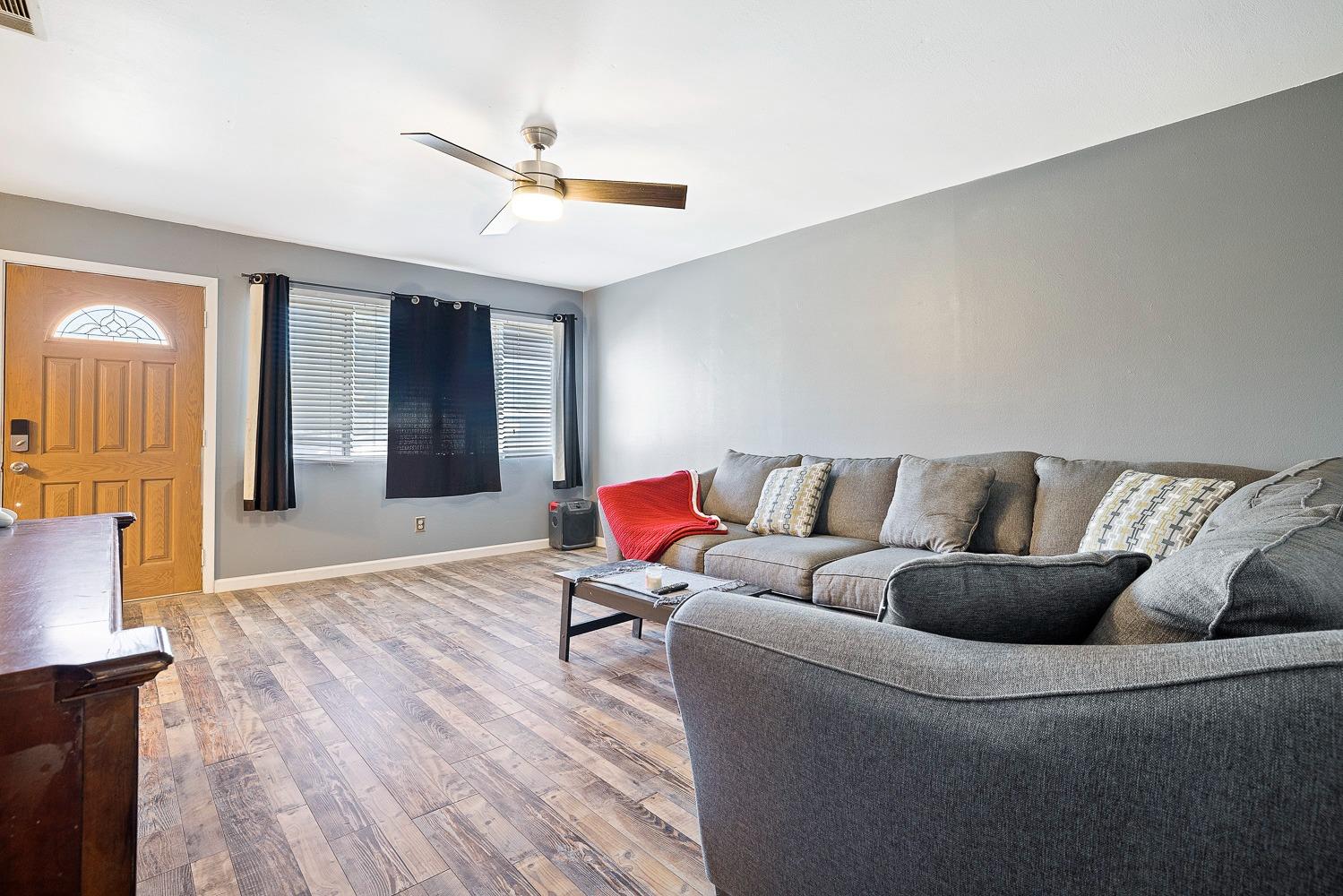 27332 Perkins Road Madera, CA 93637 - Photo 6 of 20 Gallery Image 6
