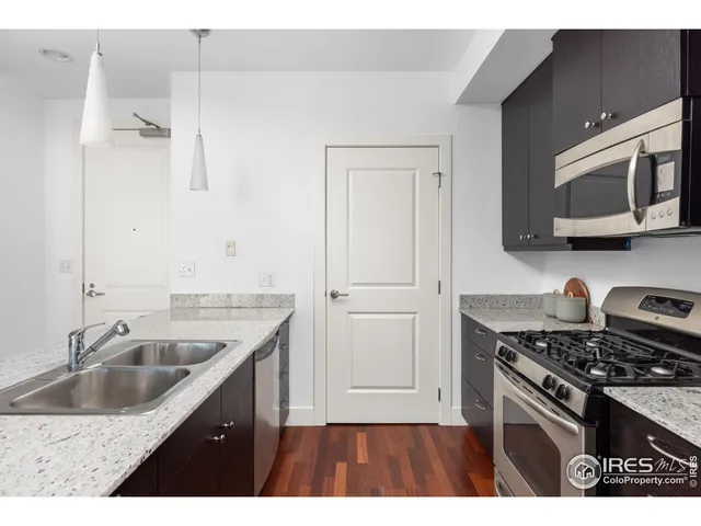$658,000 | 2001 Lincoln Street, Unit 2113, Denver, CO 80202