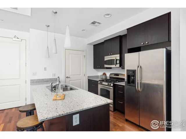 $658,000 | 2001 Lincoln Street, Unit 2113, Denver, CO 80202