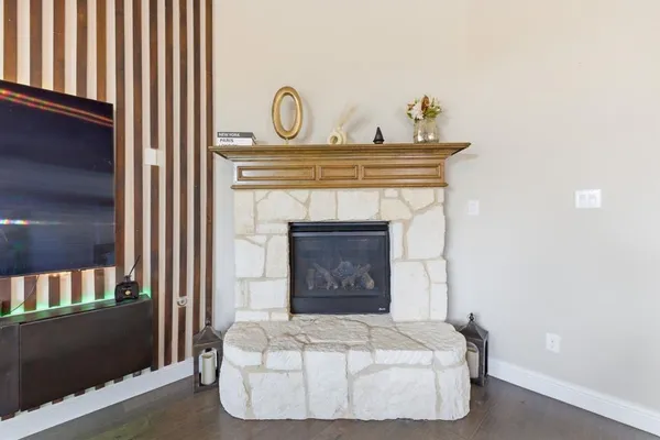 $3,700 | 2614 Fair Oaks Avenue, Midlothian, TX 76065