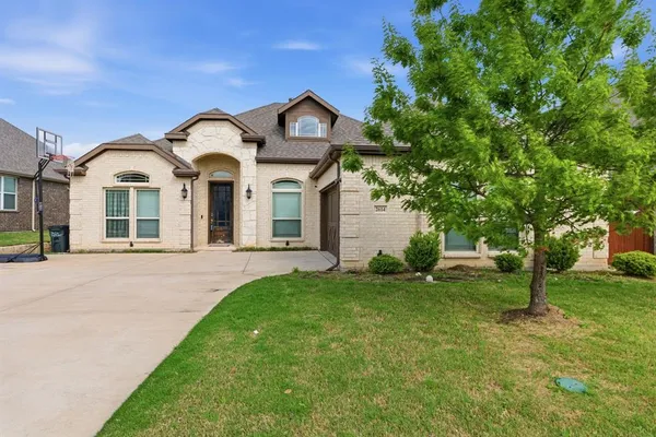 $3,700 | 2614 Fair Oaks Avenue, Midlothian, TX 76065