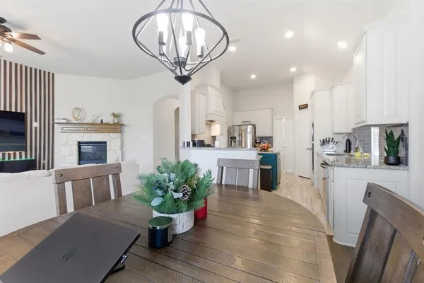 $3,700 | 2614 Fair Oaks Avenue, Midlothian, TX 76065