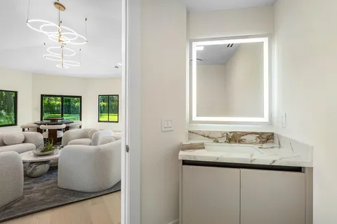 $2,850,000 | 8090 Twin Lake Drive, Boca Raton, FL 33496