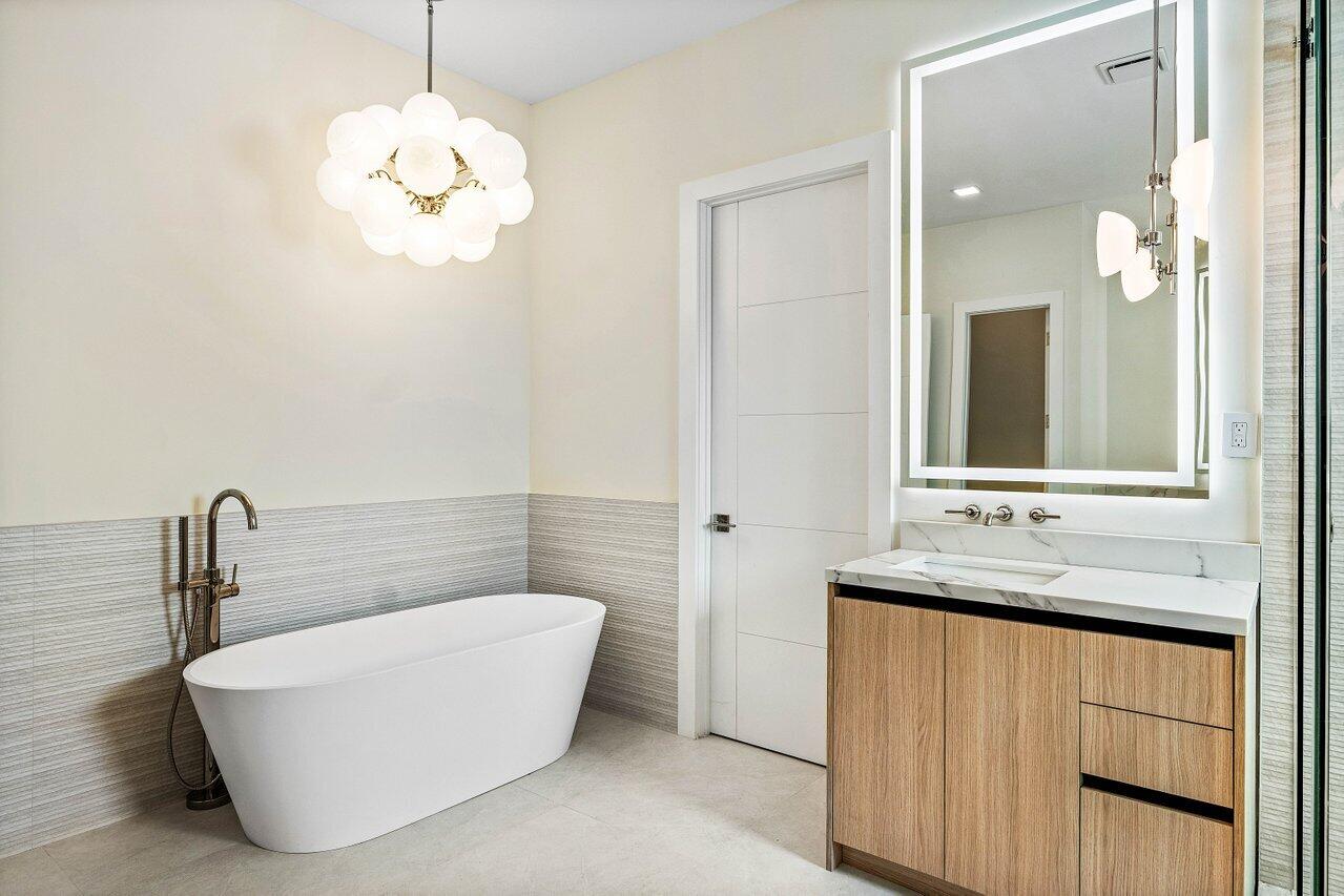 8090 Twin Lake Drive Boca Raton, FL 33496 - Photo 39 of 55 034-8090TwinLakeDrive-BocaRaton-FL-33496