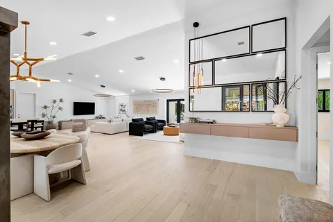 $2,850,000 | 8090 Twin Lake Drive, Boca Raton, FL 33496