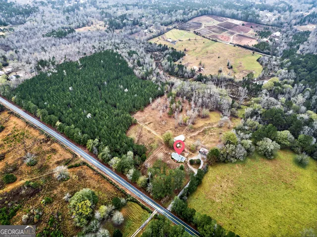 a view of a storage & utility room