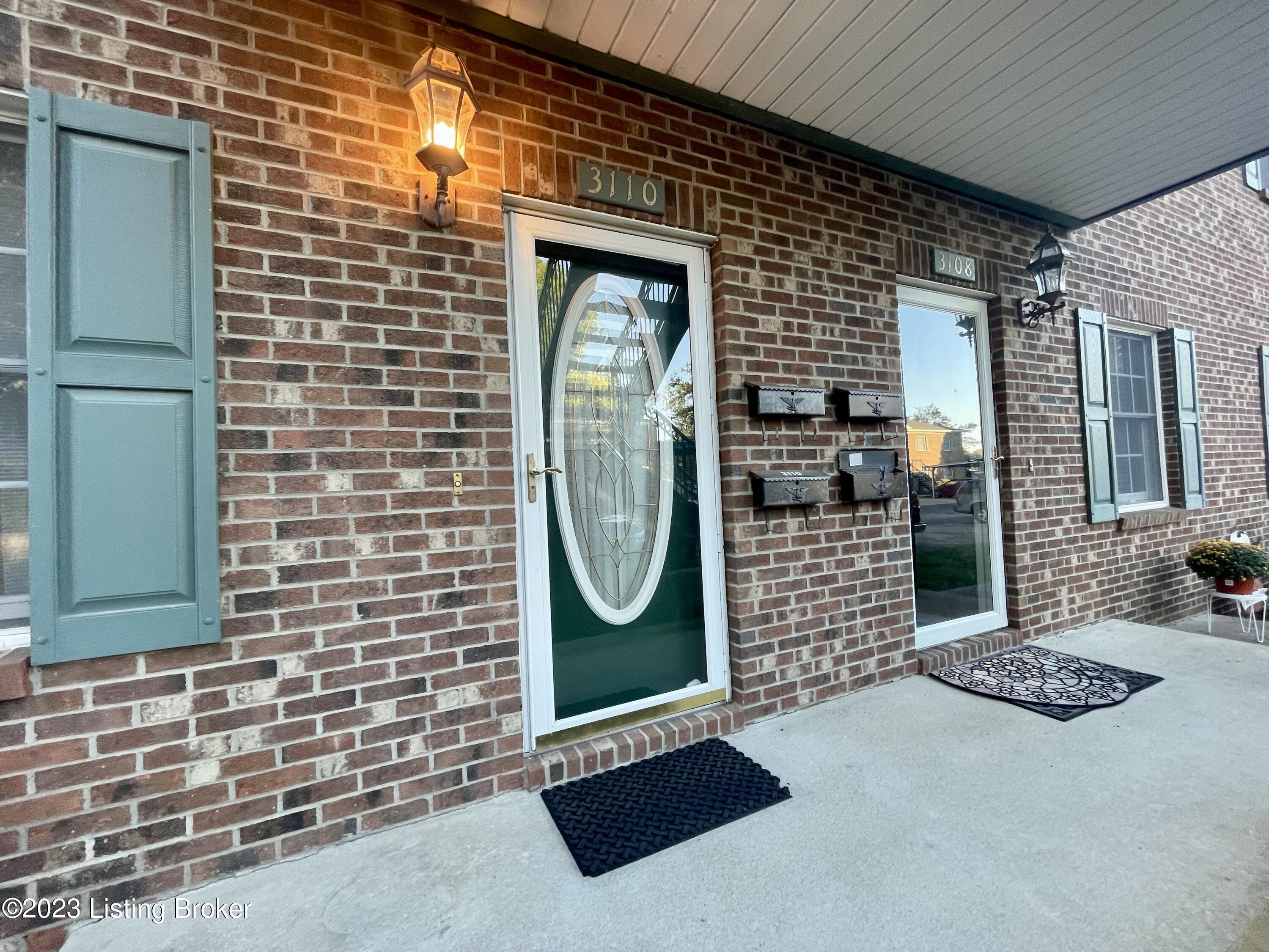 3110 Hendon Road Louisville, KY 40220 - Photo 6 of 29 IMG_3092