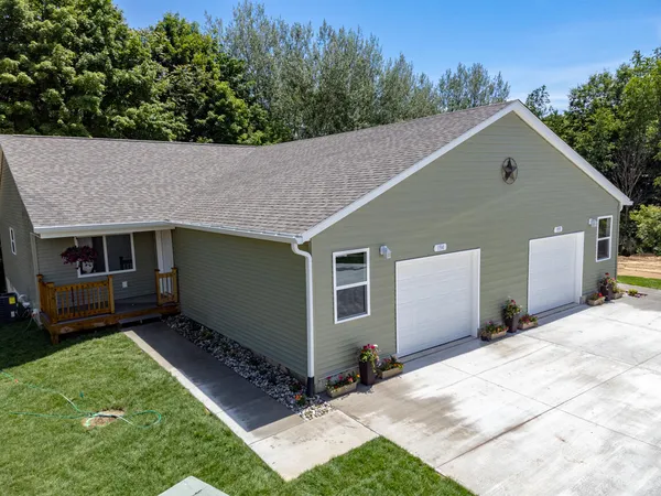 $239,900 | 194 Devonwood Drive, Shelby, MI 49455