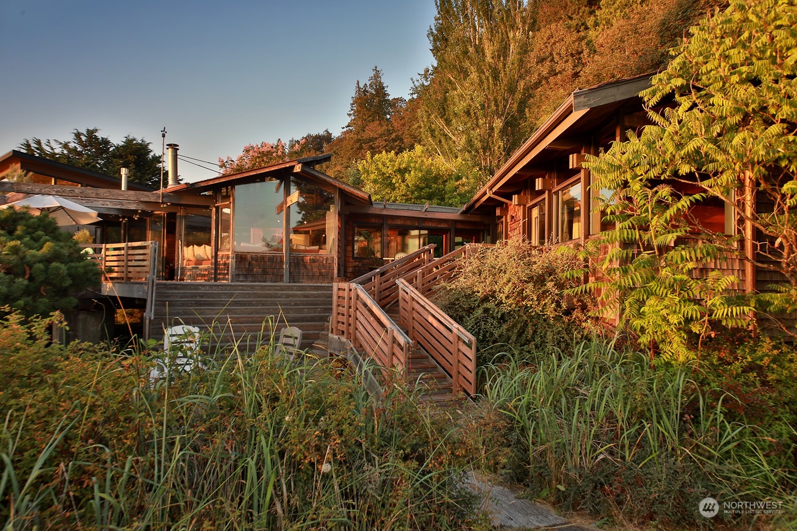 7665 Maxwelton Road Clinton, WA 98236 - Photo 8 of 39 Gallery Image 8