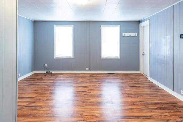 $325,000 | 17425 Highway 37, Harlan, IN 46743