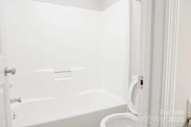 $323,000 | 721 Summerwood Drive, Rock Hill, SC 29732