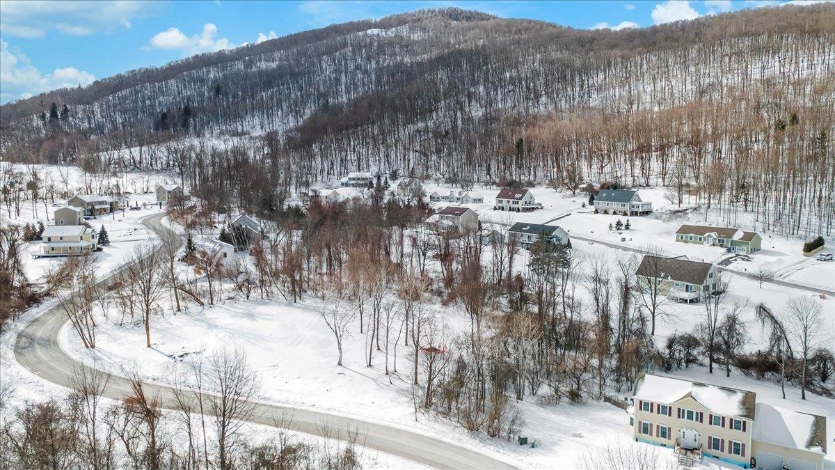 704 Fox Hill Road Bennington, VT 05201 - Photo 21 of 35